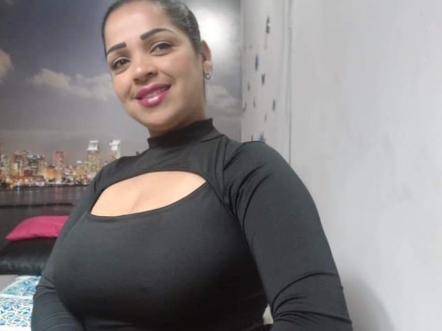 Raquelchaudanal Mature Female 39 Years Old